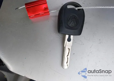 2003 Volkswagen Passat Gl from USA, damaged, VIN WVWMD63B83P286617